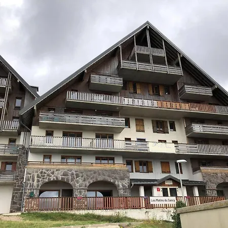 Apartment Hauteurs Super - 4 Personnes -piscine & Garage Besse-et-Saint-Anastaise